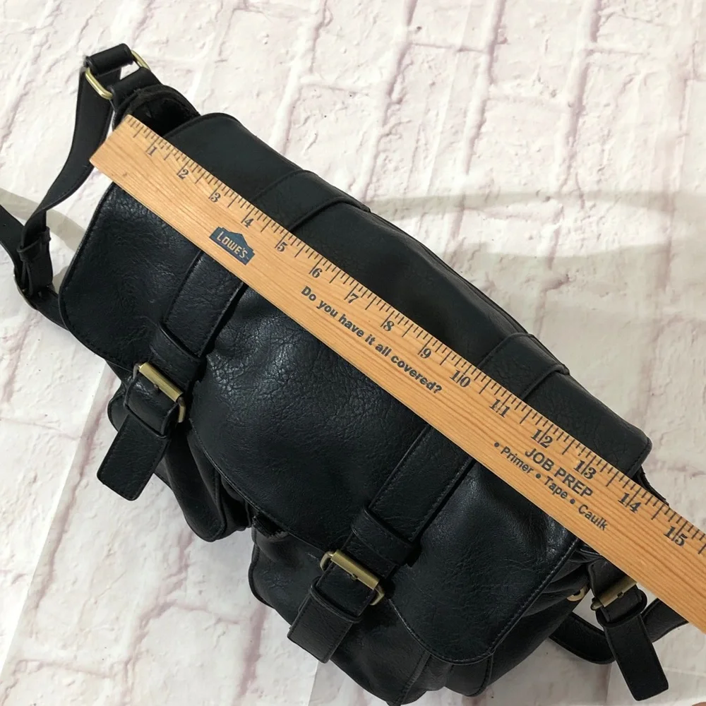 Antik Kraft Black faux Leather Messenger Bag with Front Buckle Pockets. XL Used